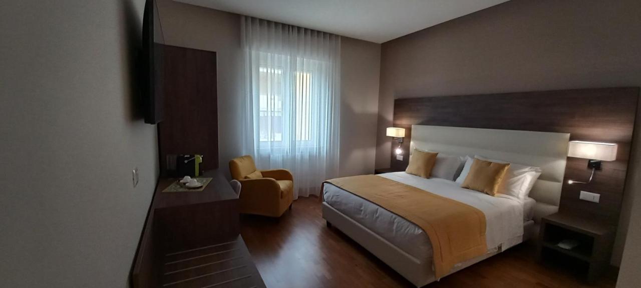 פסקרה Orchid Luxury Suite מראה חיצוני תמונה